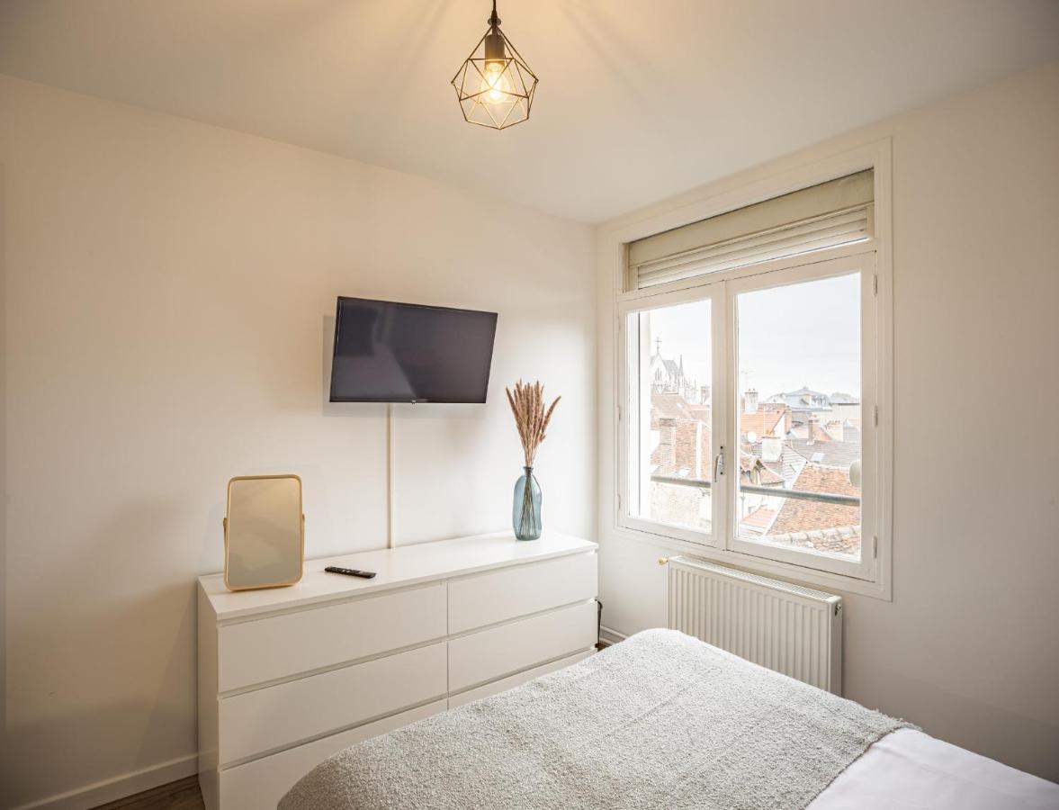 Le - Vue De - 4 Apartment